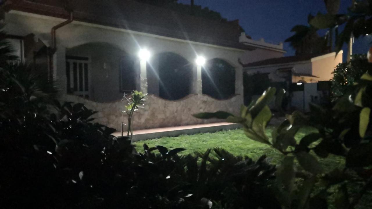 Cedro Sabbiadoro Avola Bagian luar foto