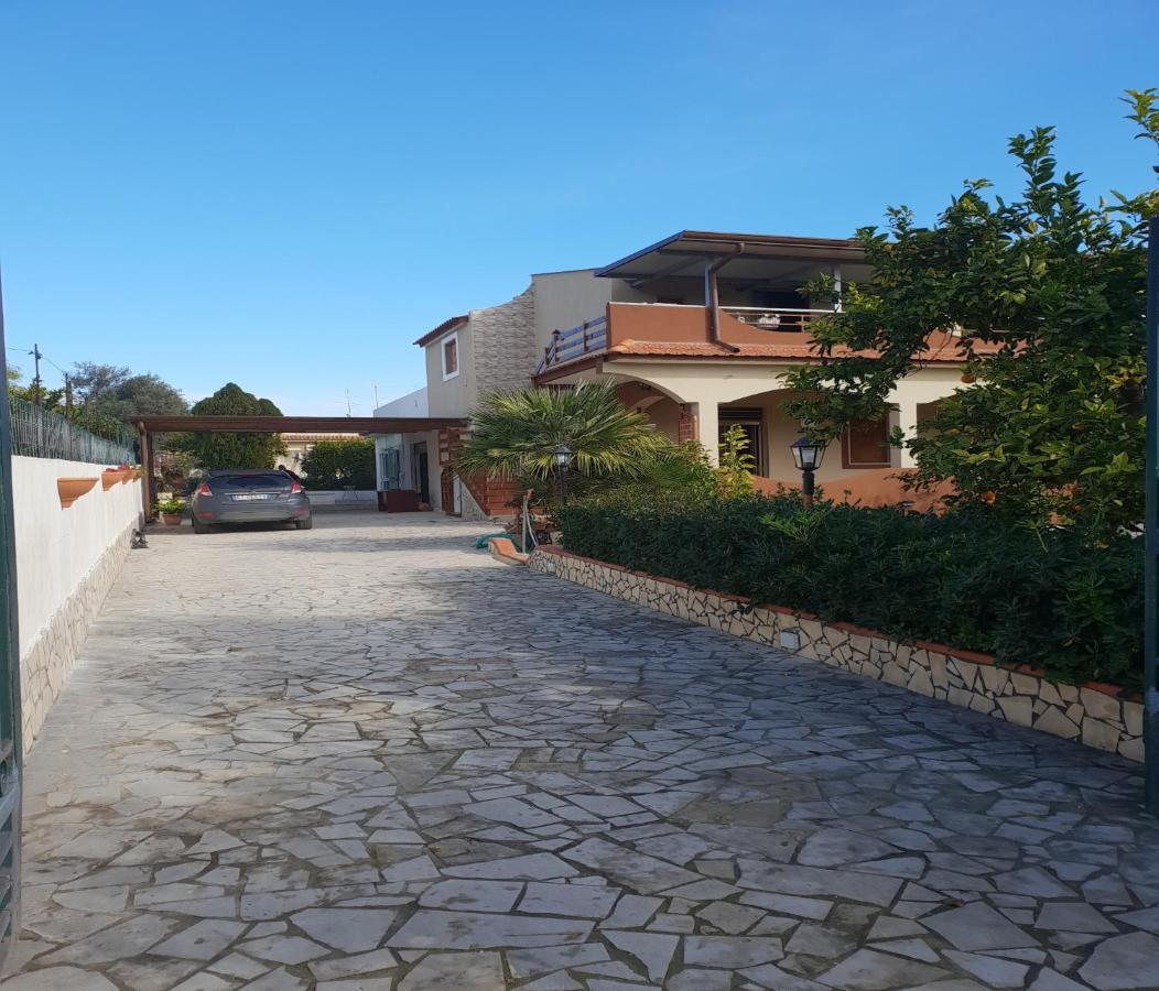 Cedro Sabbiadoro Avola Bagian luar foto